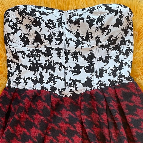 2bRych size 12 Fun, punk mixed pattern bustier top houndstooth mini dress - Picture 5 of 6